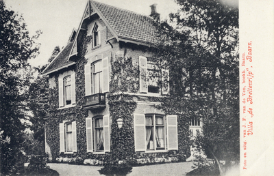 7705 Gezicht op de voor- en rechterzijde van het huis De Breitenrijp te Baarn.